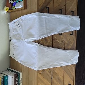 White Slim Illusion Luxe Seven For All Mankind